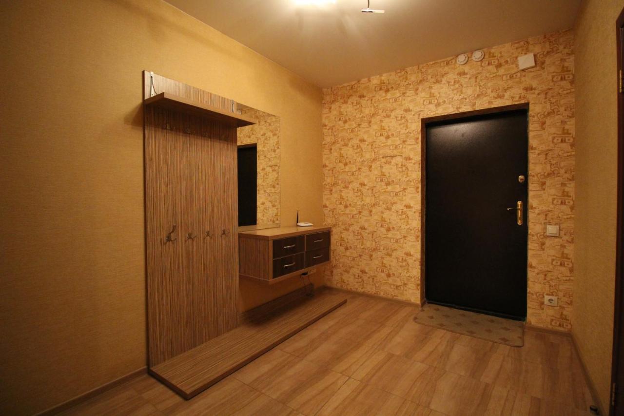 Panoramic View Lux Apartment On Metro Osokorky Kyjev Exteriér fotografie